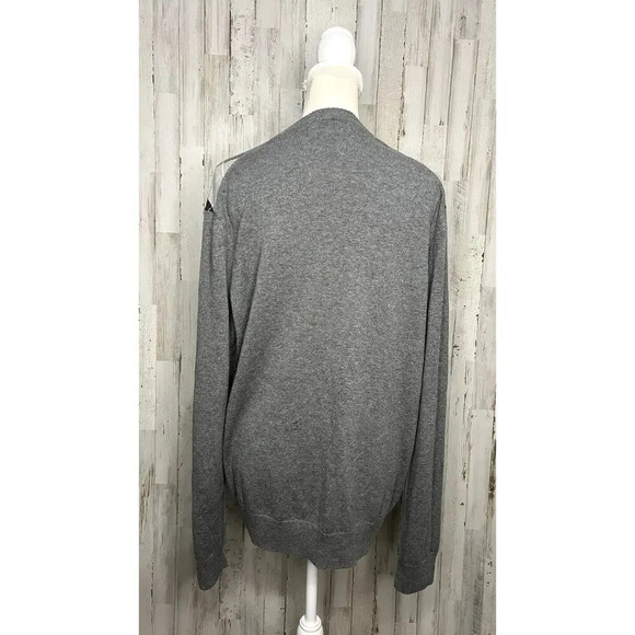 Express Design Studio Women's Size Large Gray Argyle V-Neck Sweater - Picture 3 of 5